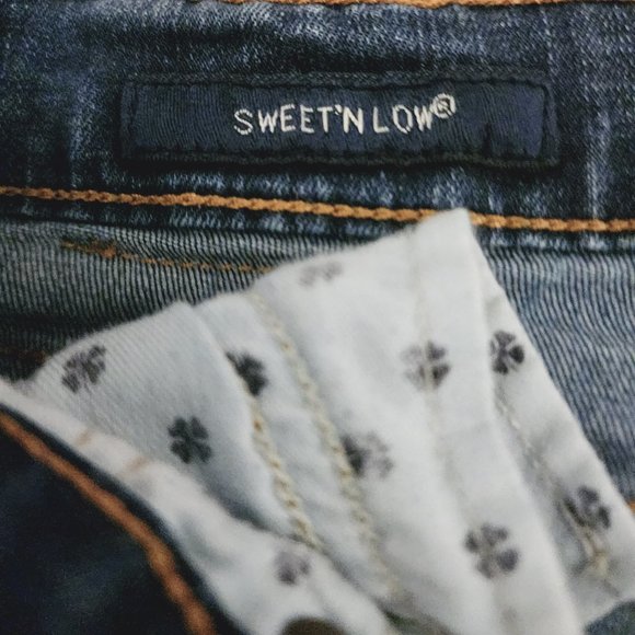 Lucky Brand Medium Blue Wash Sweet'n'Low Jeans Size 32/14 - Picture 4 of 6